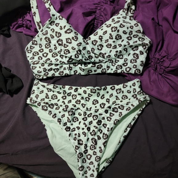 Chocolate mint Malai bikini sz M top & bottom - Picture 1 of 1